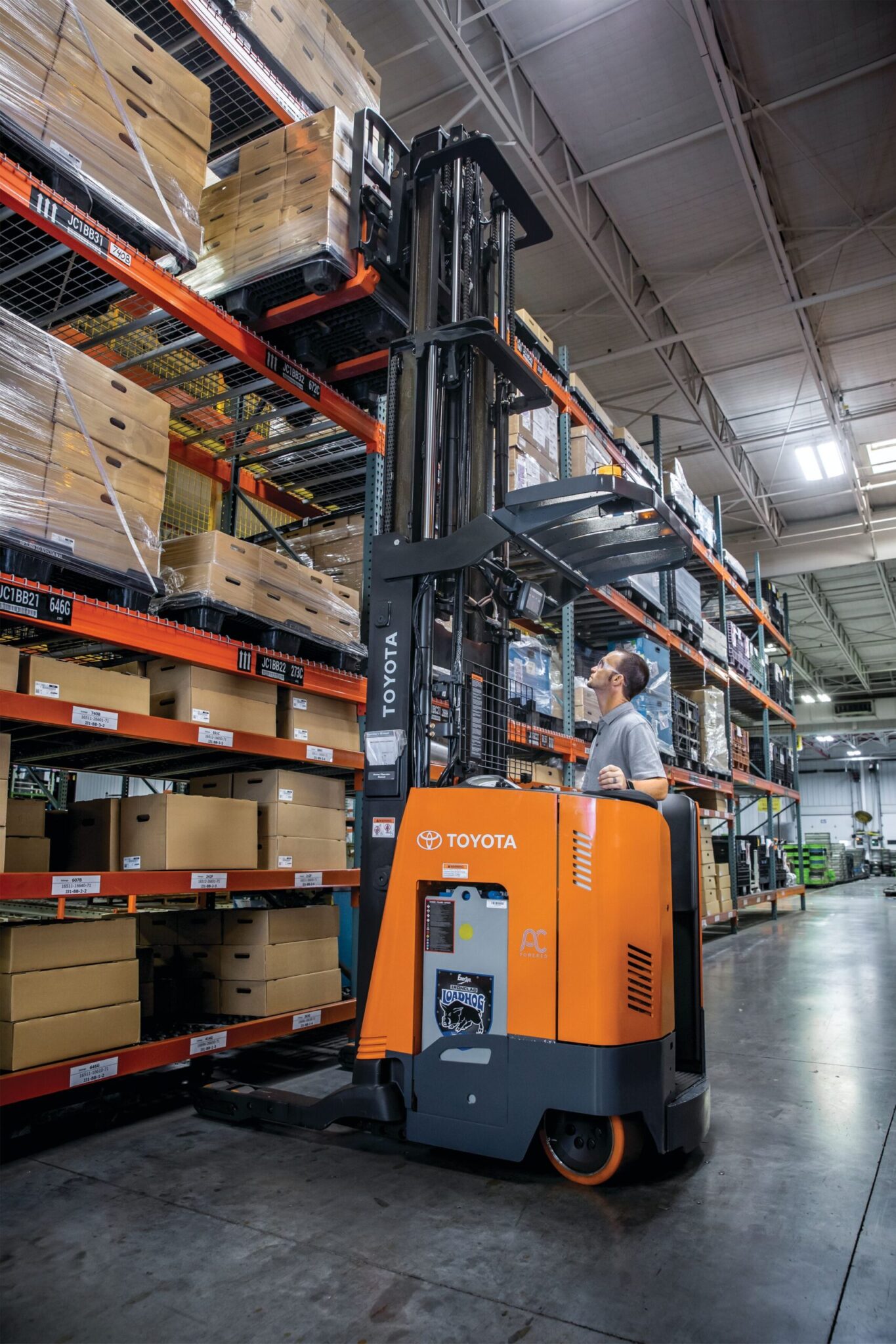 Reach Trucks in Ft Lauderdale, FL - Toyota Nationwide Lift Trucks